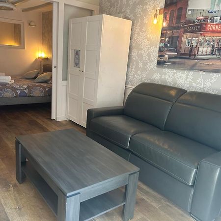 Апартаменты Ancien Atelier Parisien Grand 2 Pieces Экстерьер фото